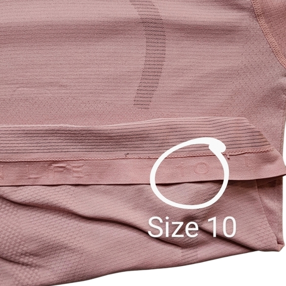 Lululemon Swiftly Tech Twilight Rose Crewneck Sleeve Thumb Hole women's size 10 - Picture 8 of 10